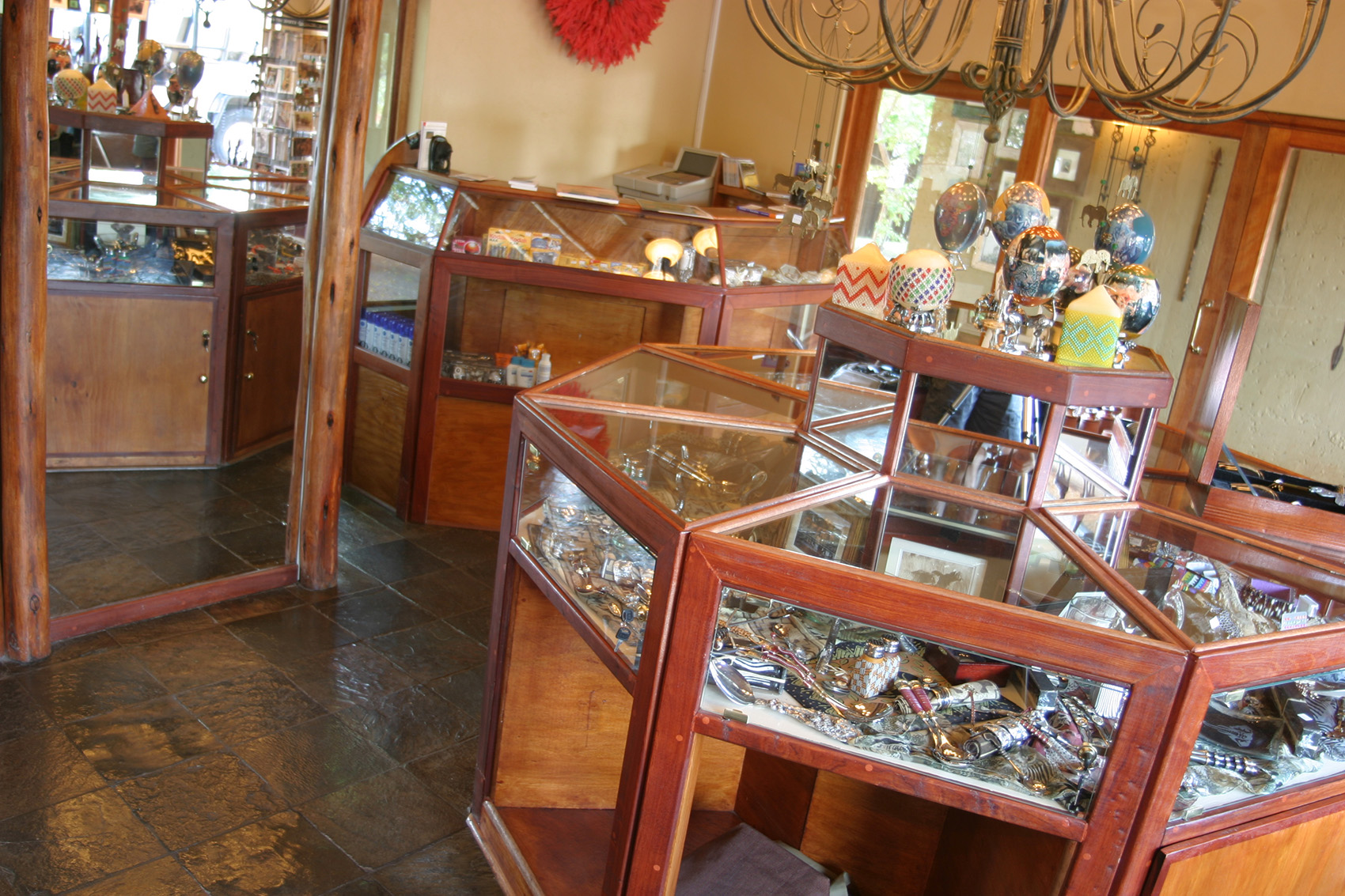 other Curios. 5 Star, Big 5 bush